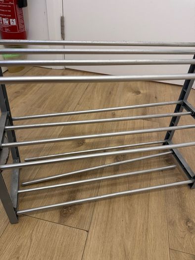 Shoe rack