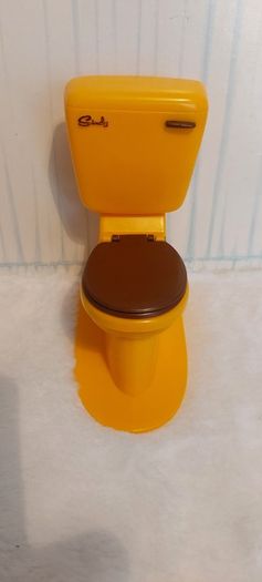 1970s Vintage Sindy Toilet