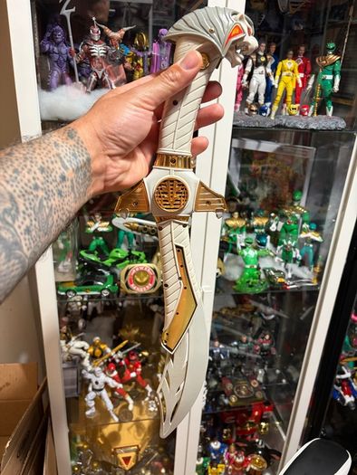 Power rangers white ranger Saba sword