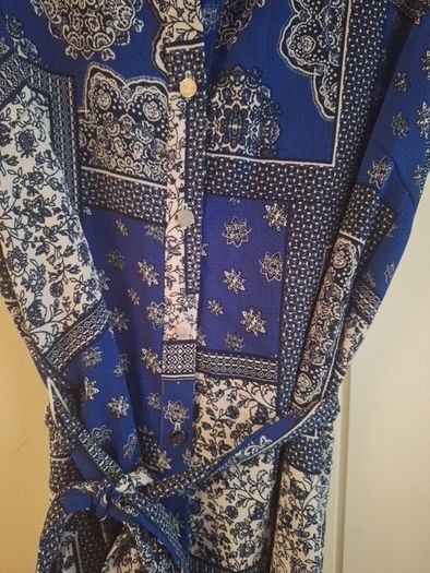 Blue and white tile print tunic