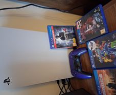 Playstation 5 (DISC Console)+Games, Good Condition