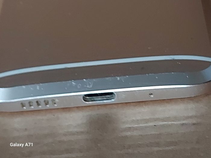 HTC 10 Mobile Phone, Model 2PS6200, in excellent cosmetic condition, FRP Google Locked, for parts or repair
