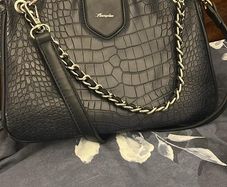 Hamptons navy handbag