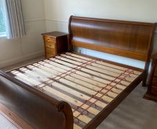 King size sleigh bed and 2 side cabinets
