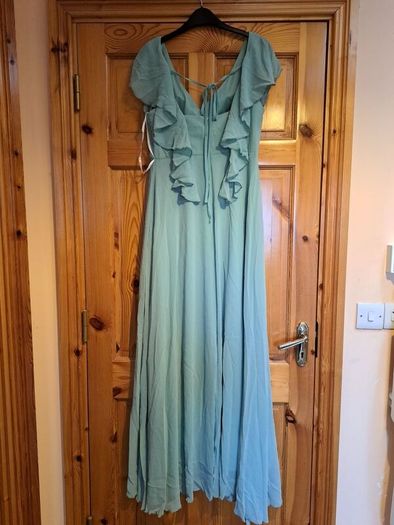 bridemaid dresses sage