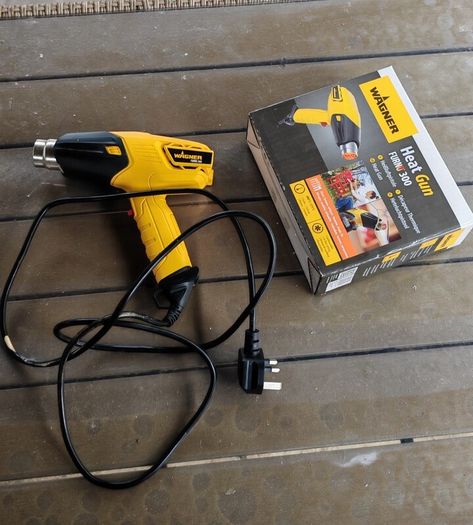 Wagner Furno 300 heat gun in good working condition.