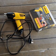 Wagner Furno 300 heat gun in good working condition.