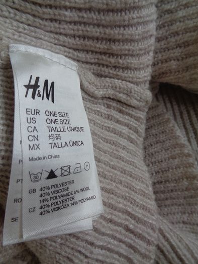 H&M Knitted Pashmina/Scarf for Sale