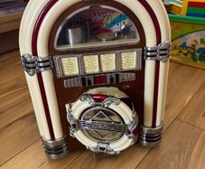 Jukebox radio