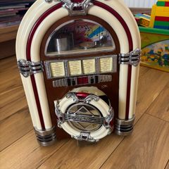 Jukebox radio