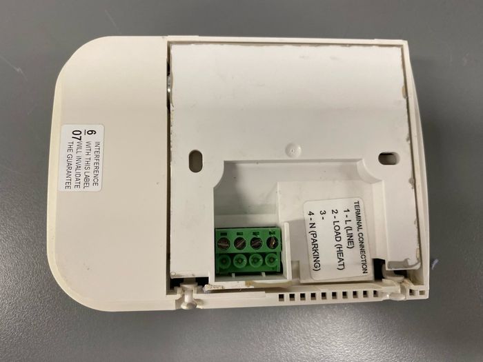 Room thermostat