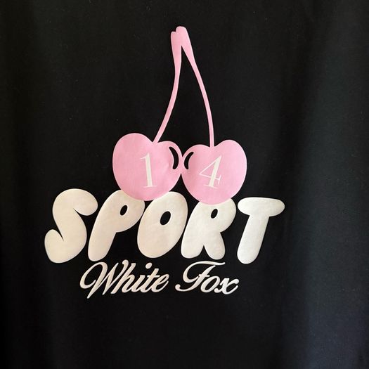 White Fox Oversized Sweatshirt - Size L/XL