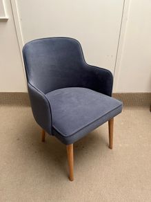 BELLO-A oak frame