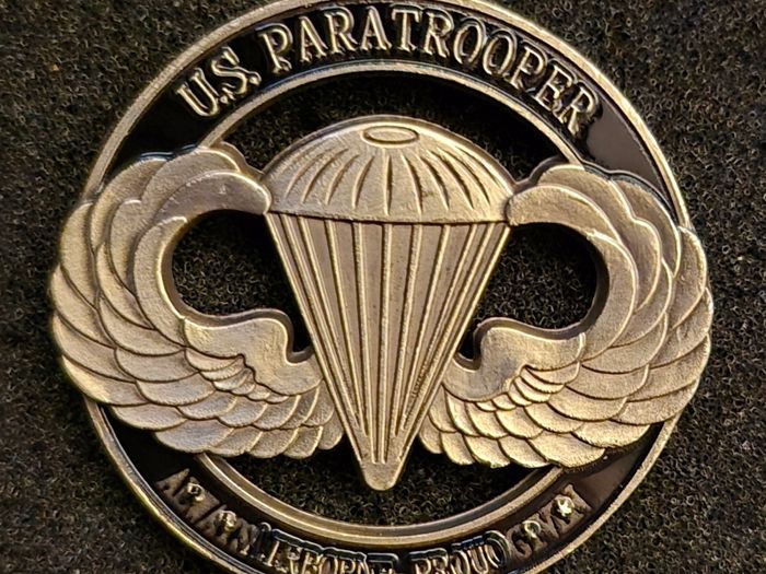 UNITED STATES, military challenge/ commerative coins.
