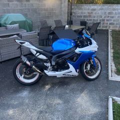 Suzuki gsxr 600