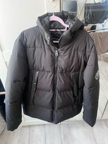 McKenzie Black jacket - large