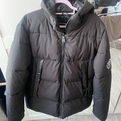 McKenzie Black jacket - large