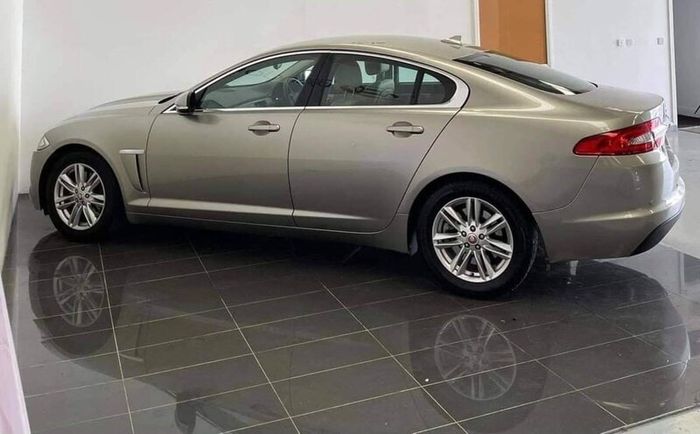 Jaguar XF 2014