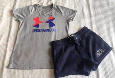 Girls top and shorts . Age 9-10