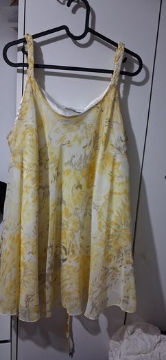 tops  sizes 12 ans 14