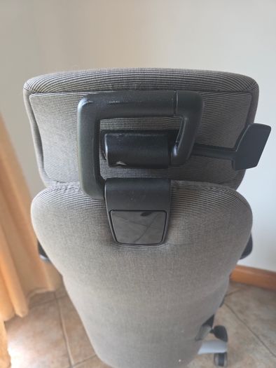 Ergonomic Office Chair (RH / Flokk)