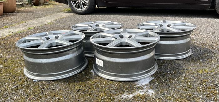 17x7.5 Autec alloys for sale