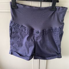 H&M mama navy size 36 maternity short