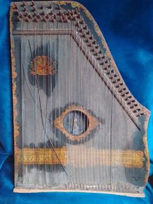 Antique 1894 Menzenhauer's American Guitar Zither