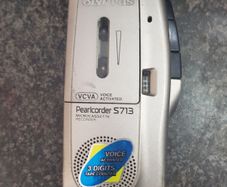 Olympus Pearlcorder S713 Microcassette Voice Recorder