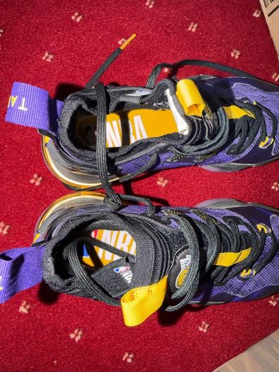 Basketball Shoes Tarmak Fast 900 NBA LA Lakers Basketball