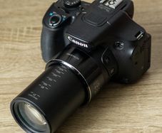 Canon PowerShot SX60 HS 16.1MP Bridge Camera 65x Optical Zoom Wildlife Photography Wi-Fi Flash