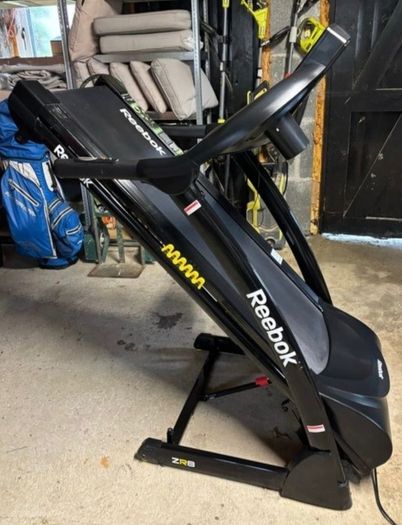 reebok zr8 treadmill