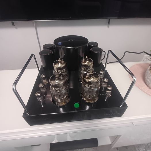 Mega Rare Reference Quality Hifi Graaf GM-OTL Vacuum Tubed Class A Amplifier with Russian 6C33C Tubes  unrivalled in the Hifi World