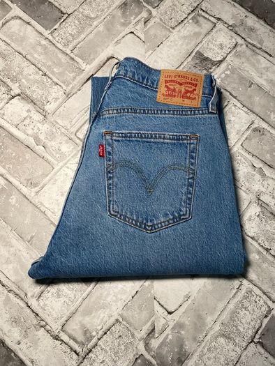 Levi's 501 Curve Ladies Light Blue Denim Jeans W28 L32