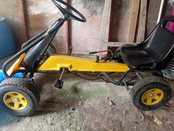 4 bikes, table saw, gokart, portable air compresso