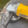 angle grinder Image 3