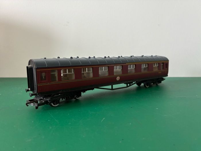 Two OO Gauge Red Passenger Coaches