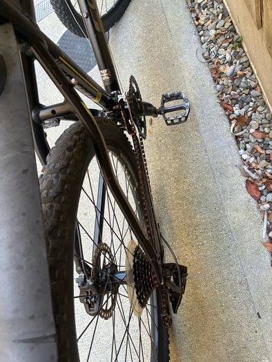 carerra mountain bike