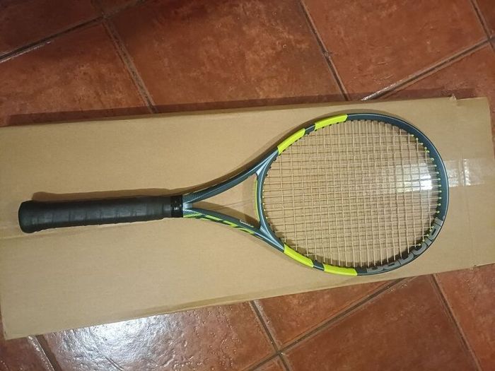 pure aero 98 tennis racket