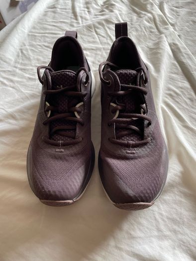brown trainers