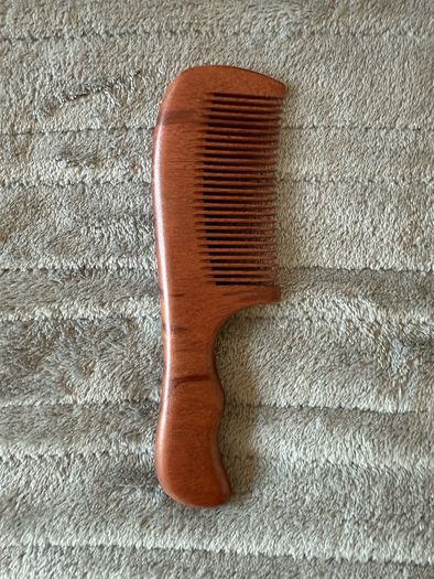 Brand new Chinese wood hair comb