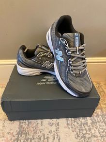 New Balance 740