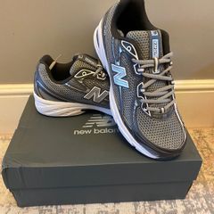 New Balance 740