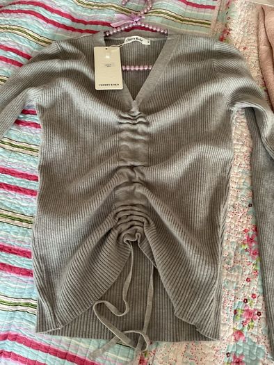 jumper grey v neck jumper m/l adjustable front detail