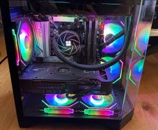 Gaming Pc Rtx 4070 / Ryzen 7 7700 / 32gb Ddr5