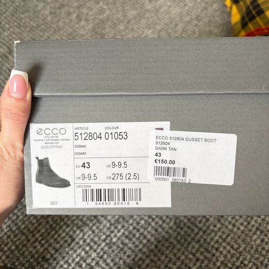 Ecco Chelsea boots