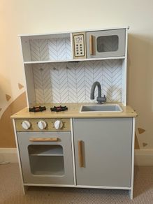 Play Kitchen