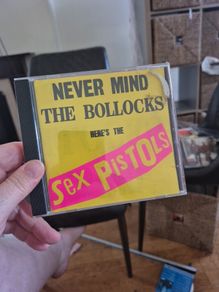 Sex pistols Never mind the bollocks