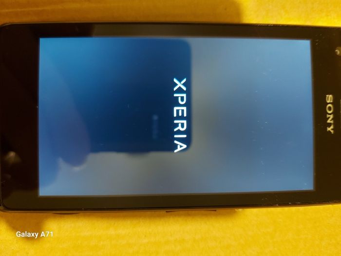 Sony Xperia M, Model C1905 in excellent cosmetic condition, Pin Locked, For parts or repair