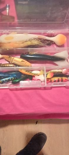 kamasaki big spinning rod combo plus savage gear lures